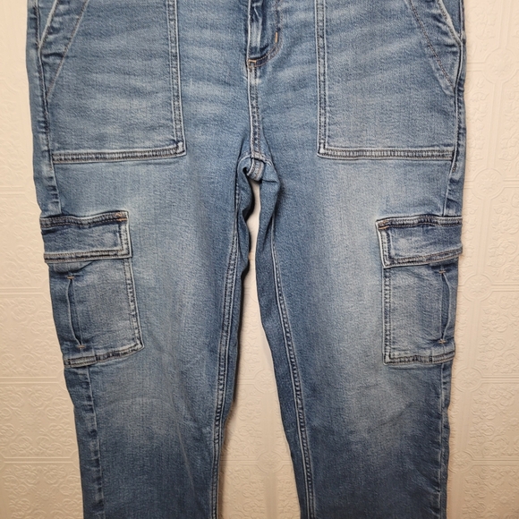 AE Stretch Super High Waisted Ankle Straight Cargo Jean - Picture 5 of 14
